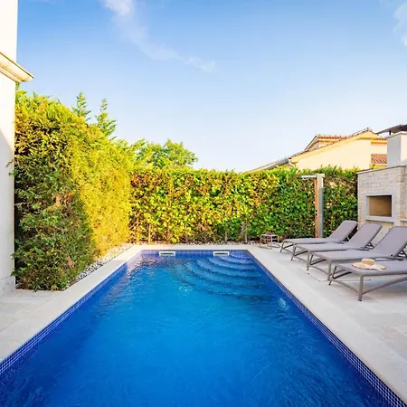 Vila Gioia In Vabriga - Haus Fuer 4 Personen